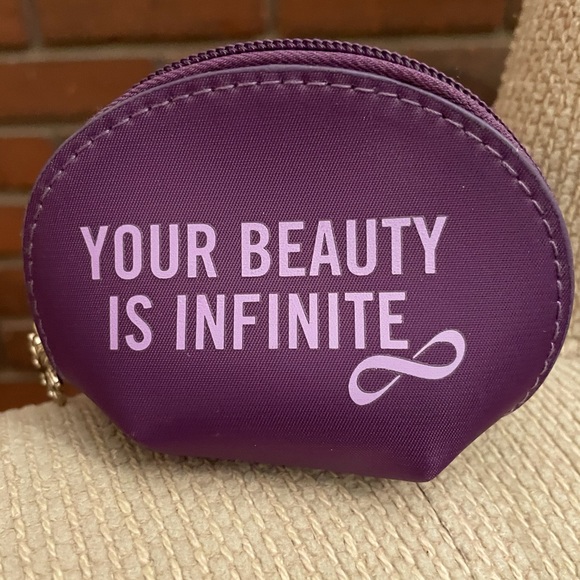 Cosmetic Bag - Picture 1 of 2